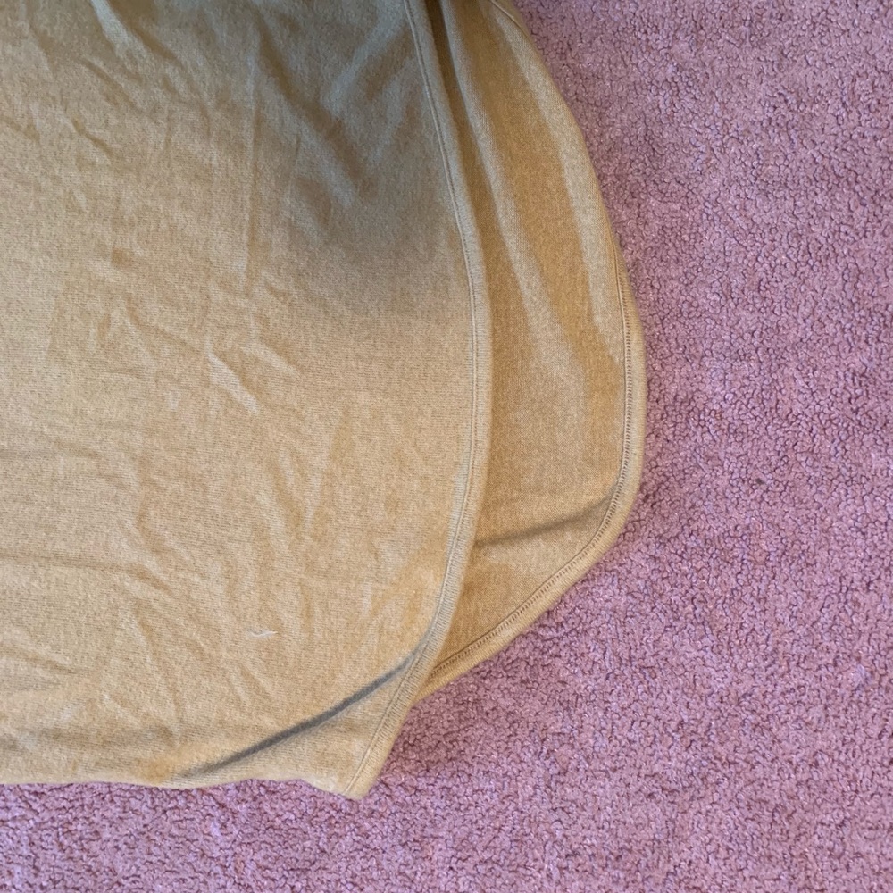 Yellow soft tee - Picture 5 of 5